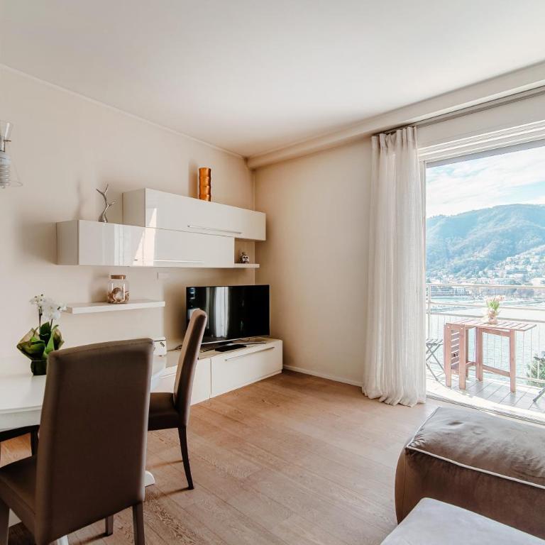 Magic Lake -Downtown Como - Two-Bedroom Apartment - 8