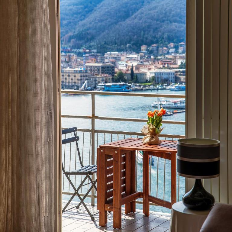 Magic Lake -Downtown Como - Two-Bedroom Apartment - 12