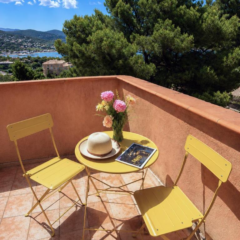Villa Bellevue, magnifique vue mer! Piscine chauffée, à10 mns de la plage et du centre! - Villa - 23