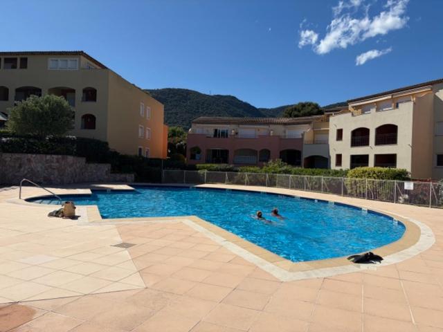 Appartement provençal avec jardin, piscines & tennis - Appartement 2 Chambres - 20