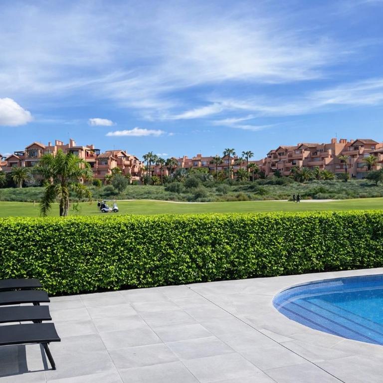 Chic Modern Villa With Heated Pool & Scenic Views - Villa de 3 dormitorios - 20