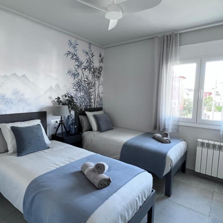 Chic Modern Villa With Heated Pool & Scenic Views - Villa de 3 dormitorios - 40
