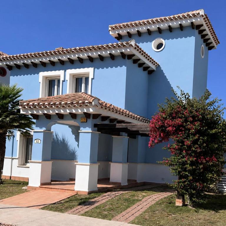 Chic Modern Villa With Heated Pool & Scenic Views - Villa de 3 dormitorios - 41