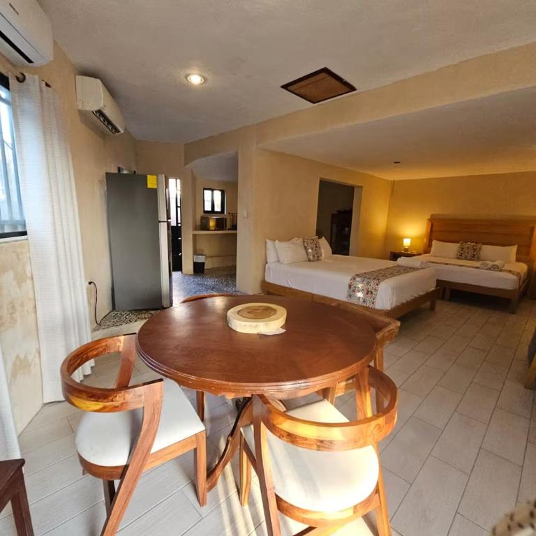 Loft 37 a 5 mins del Remate Paseo Montejo - One-Bedroom Apartment - 3