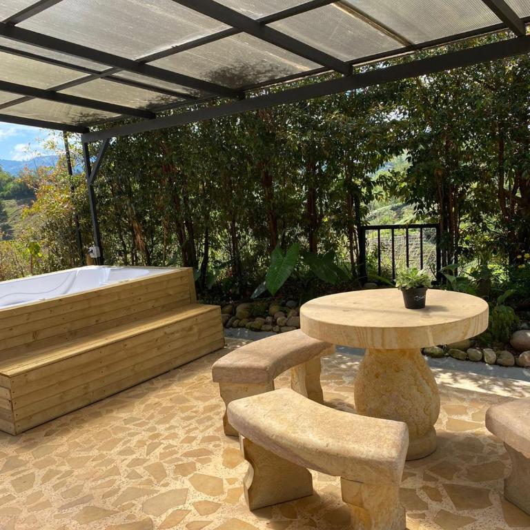 Villa con jacuzzi y vista al lago - Three-Bedroom Villa - 21