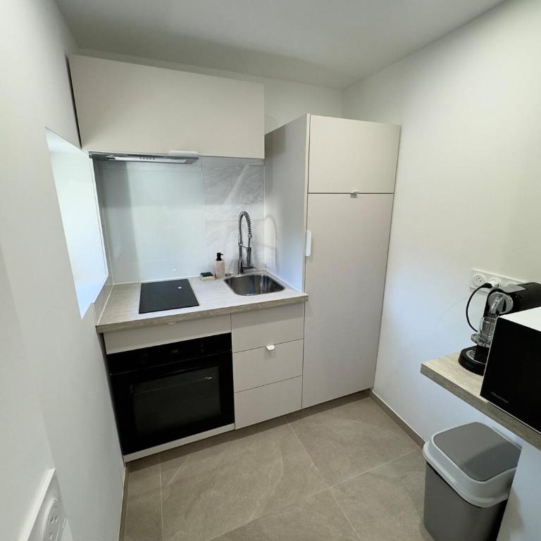 Appartement Moderne & Cosy Proche Genève Parking gratuit - Appartement 1 Chambre - 4