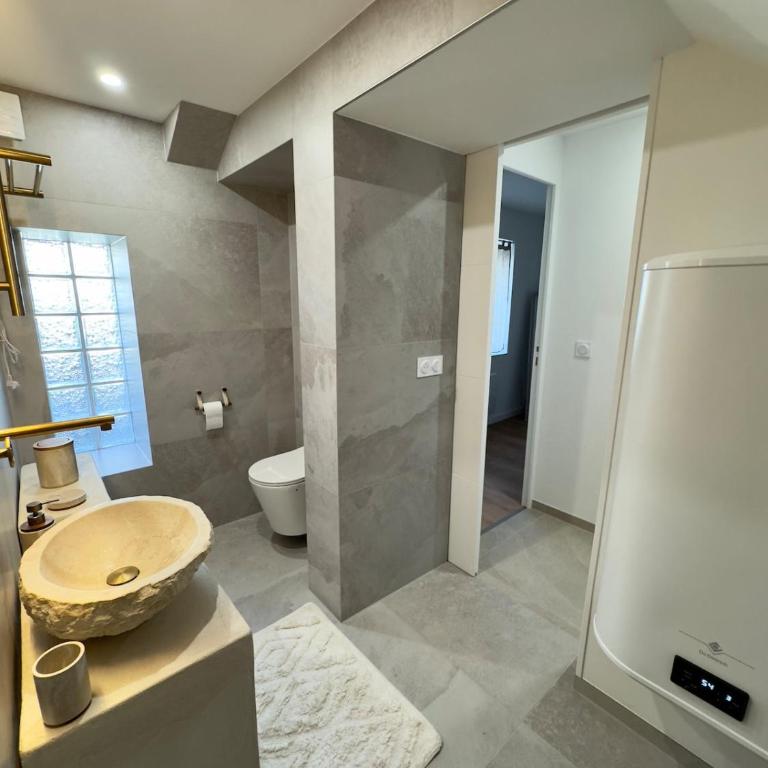 Appartement Moderne & Cosy Proche Genève Parking gratuit - Appartement 1 Chambre - 17