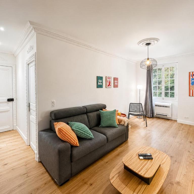 PORT DE NICE - 2 Pièces avec JARDIN - 4 Personnes - Appartement 1 Chambre - Vue sur Jardin - 26