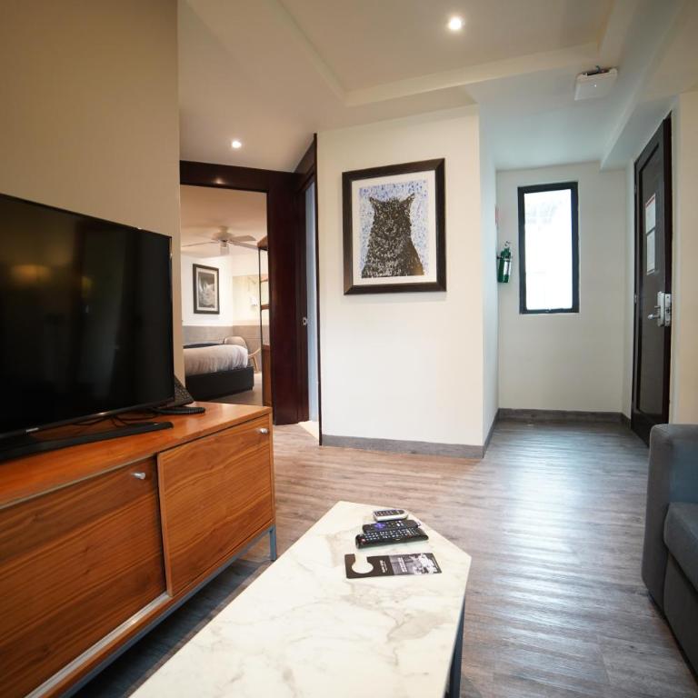 FlowSuites Polanco - Suite Executive - 1 cama doble - 32