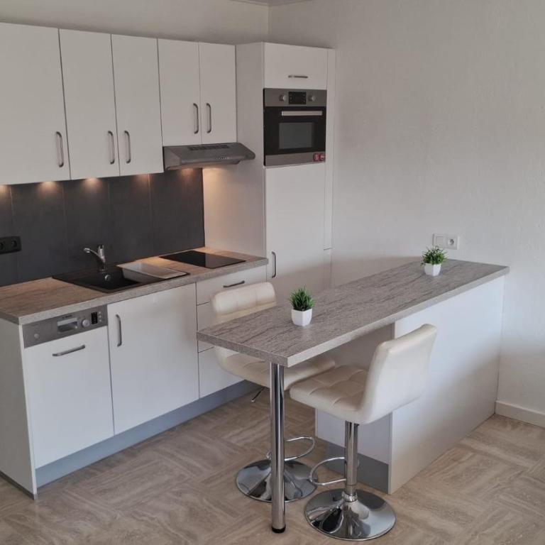 Marina Beach 6 people,Private Parking Amazing Sea view WIFI 7th floor, AC - One-Bedroom Apartment - 16