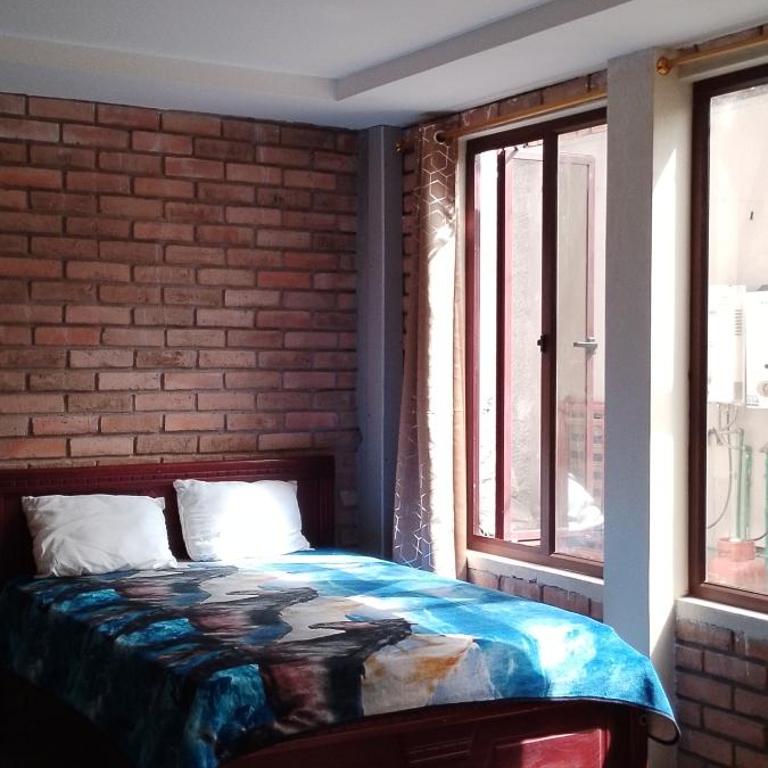 Hostal Cuenca Estévez y Pio Bravo - Bed in 4-Bed Dormitory Room - 2