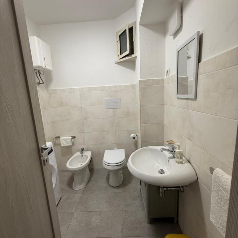 Ary's house Bilocale Giallo - Appartamento con 1 Camera da Letto - 10