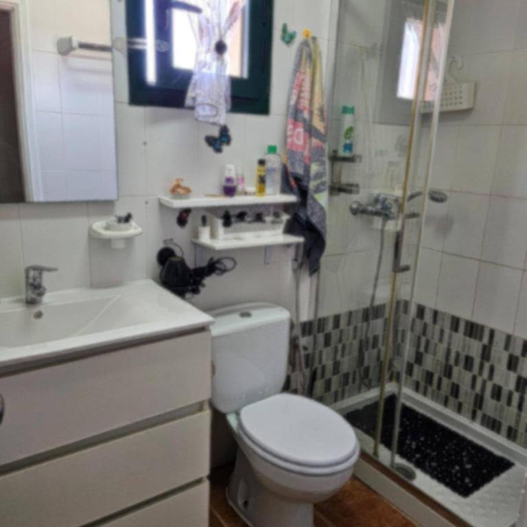 Rosy Puerta del Sol - Two-Bedroom Apartment - 6