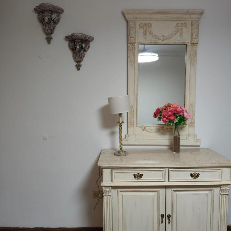 Departamento en calle Obispo Trejo - Apartamento de 1 dormitorio - 10
