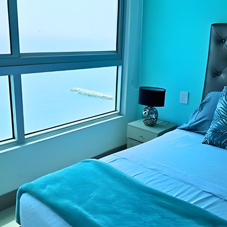 PHENOMENAL 2 Bedroom Suite with oceanview balcony! - Two-Bedroom Apartment - 6