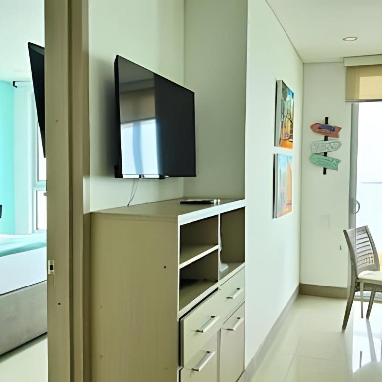 PHENOMENAL 2 Bedroom Suite with oceanview balcony! - Two-Bedroom Apartment - 17