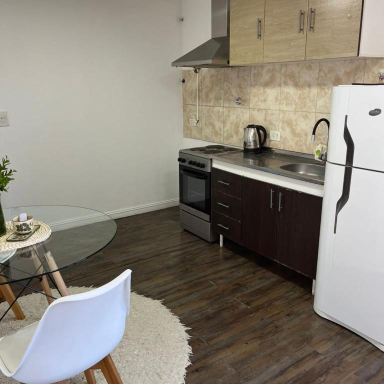 Monoambiente Lavalle Lujan - Apartamento de 1 dormitorio - 10