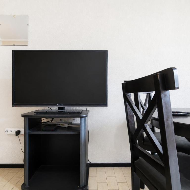Céntrico a una cuadra de Playa Bristol con cochera - Zona Casino - 6 pax - Apartamento de 2 dormitorios - 6