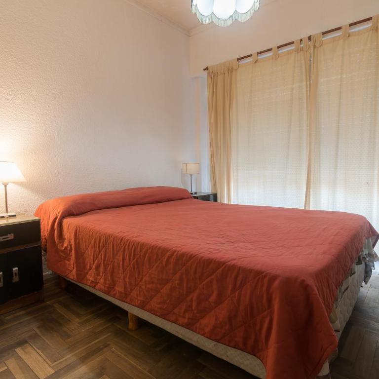 Céntrico a una cuadra de Playa Bristol con cochera - Zona Casino - 6 pax - Apartamento de 2 dormitorios - 4