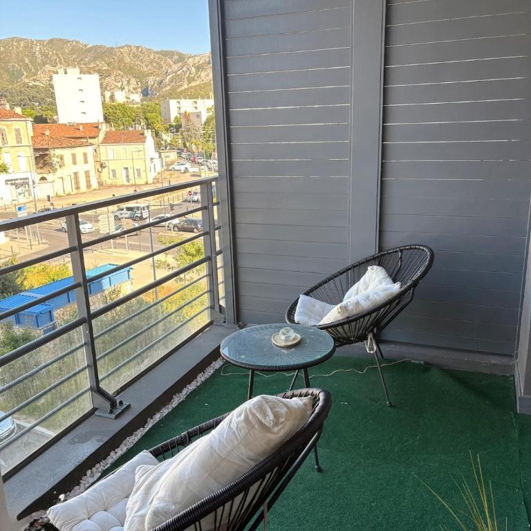 Appartement moderne avec terrasse & parking privé Marseille 10e - Apartment mit 1 Schlafzimmer - 2
