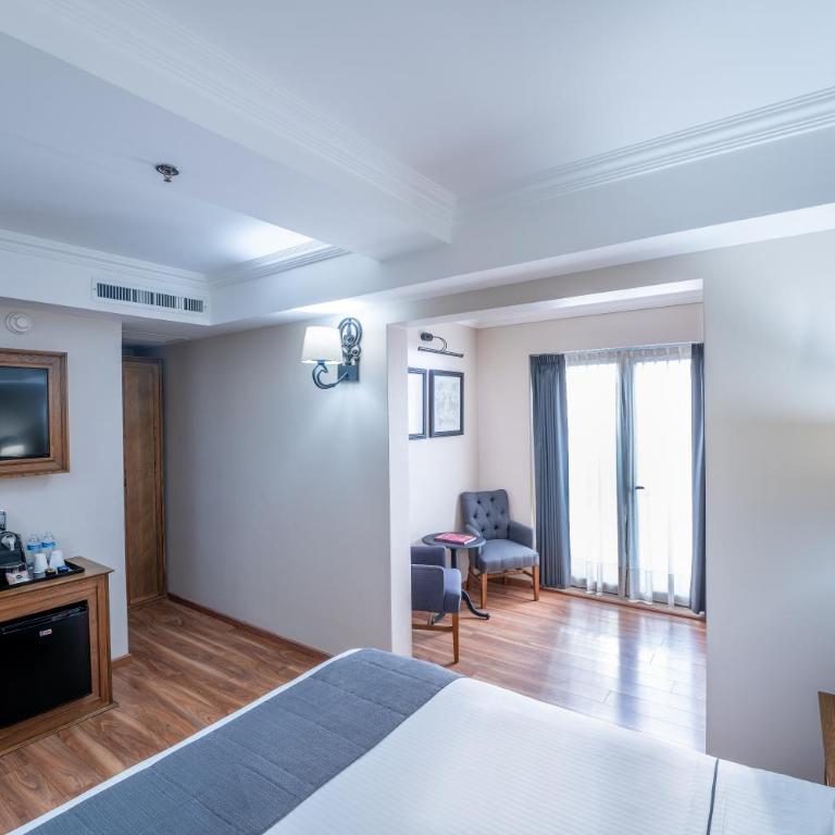 Historico Central Hotel - Junior Suite with Terrace - 1