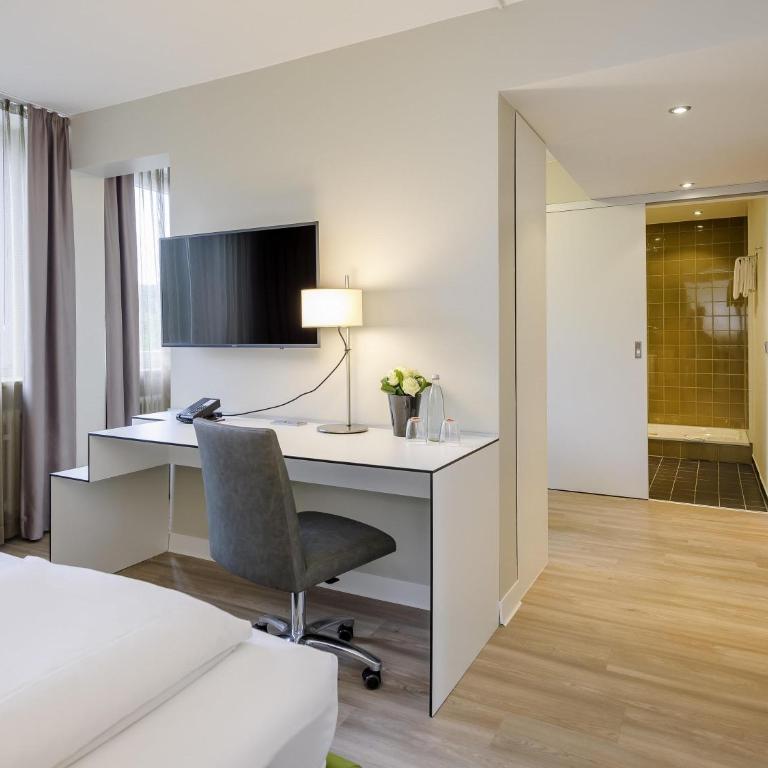 Congress Hotel Mercure Nürnberg an der Messe - Suite Junior - 4