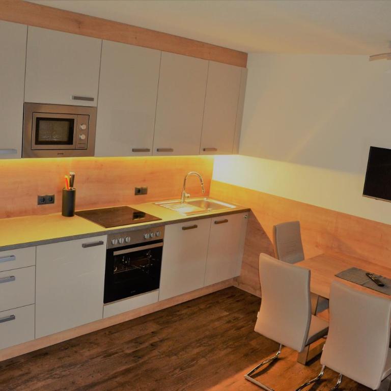 Green Apart - One-Bedroom Apartment - 2