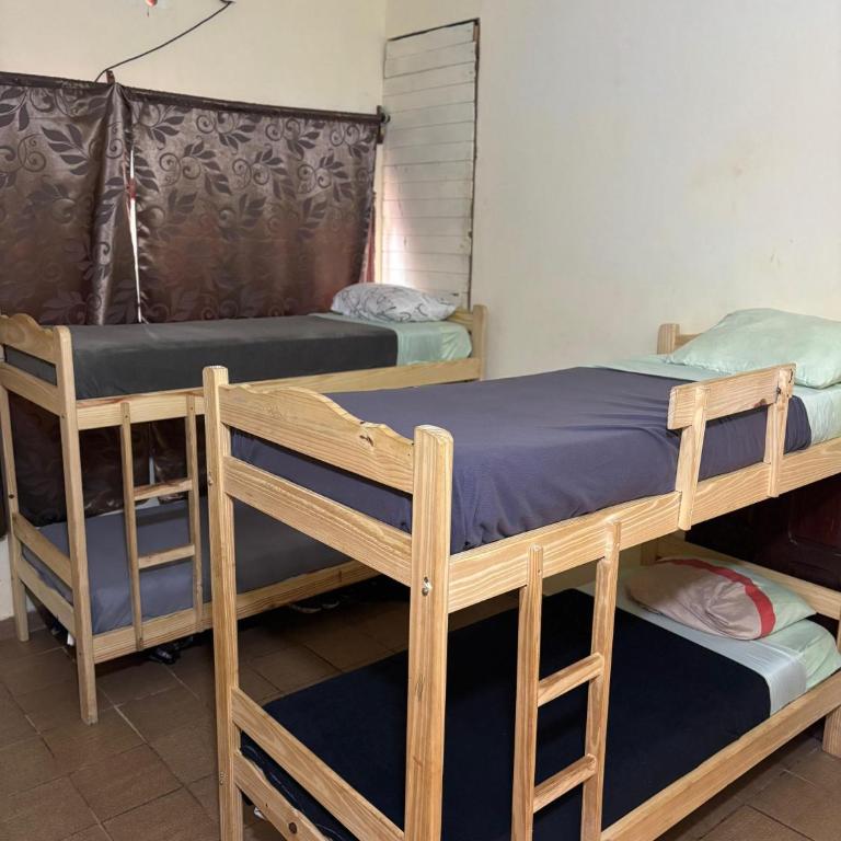 Benteveo hostel iguazu - Cama en habitación compartida de 6 camas - 3