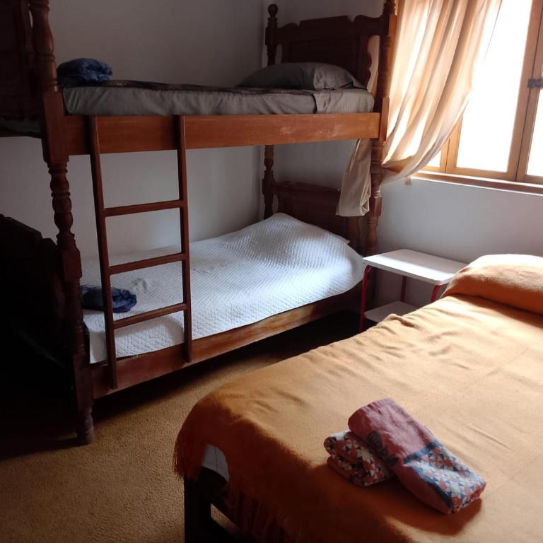 Hostal Hogar del viajero - Triple Room - 3