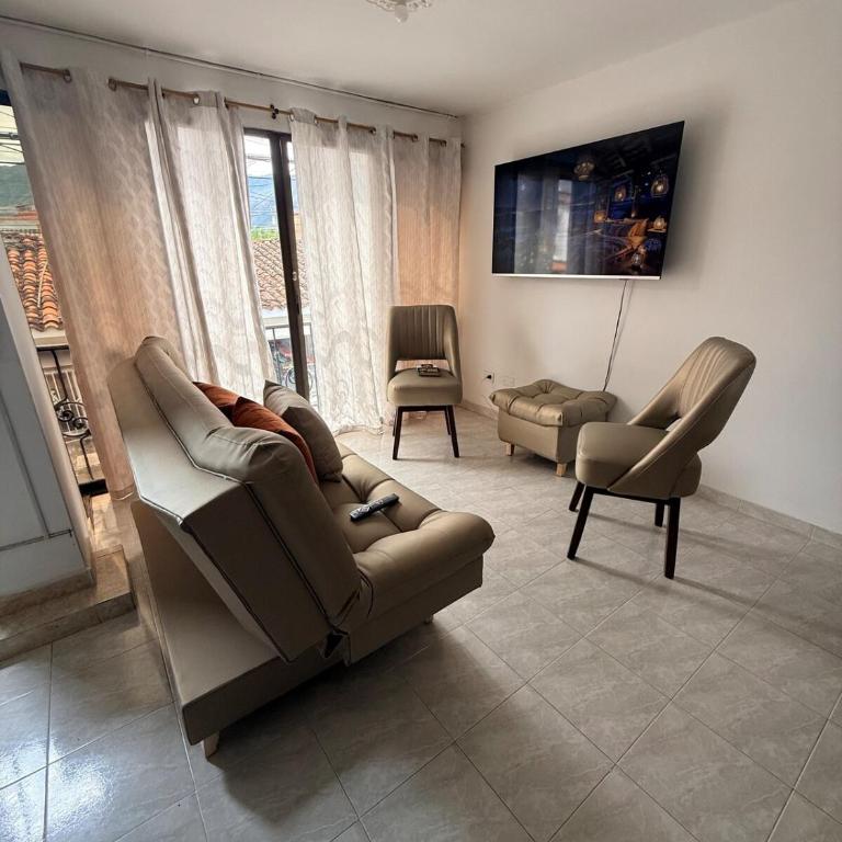 Apartamento Amoblado Super Cómodo Albura - Apartamento de 3 dormitorios - 34