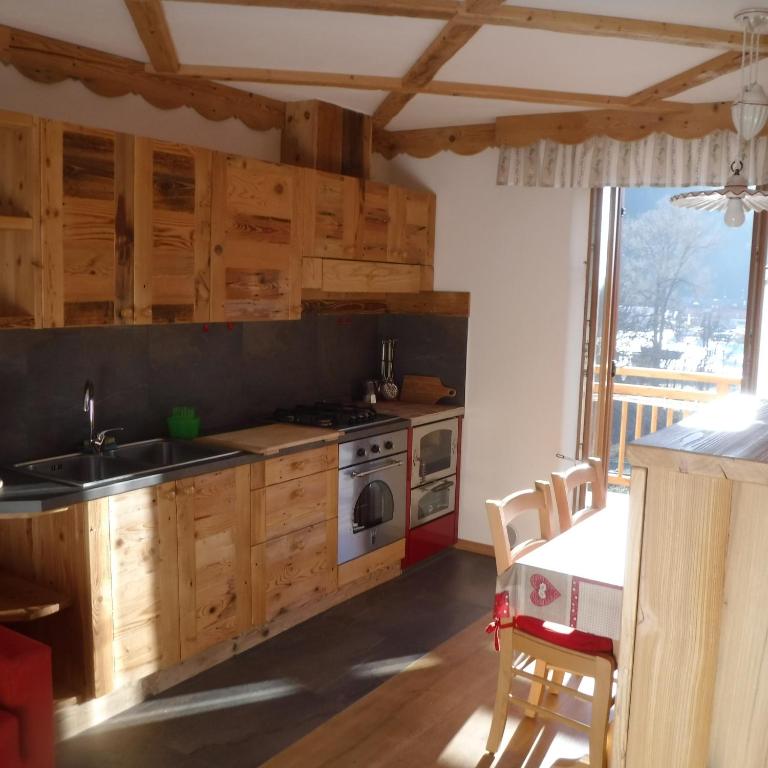 Appartamento Mariastella - Appartamento con 1 Camera da Letto e Balcone - 8