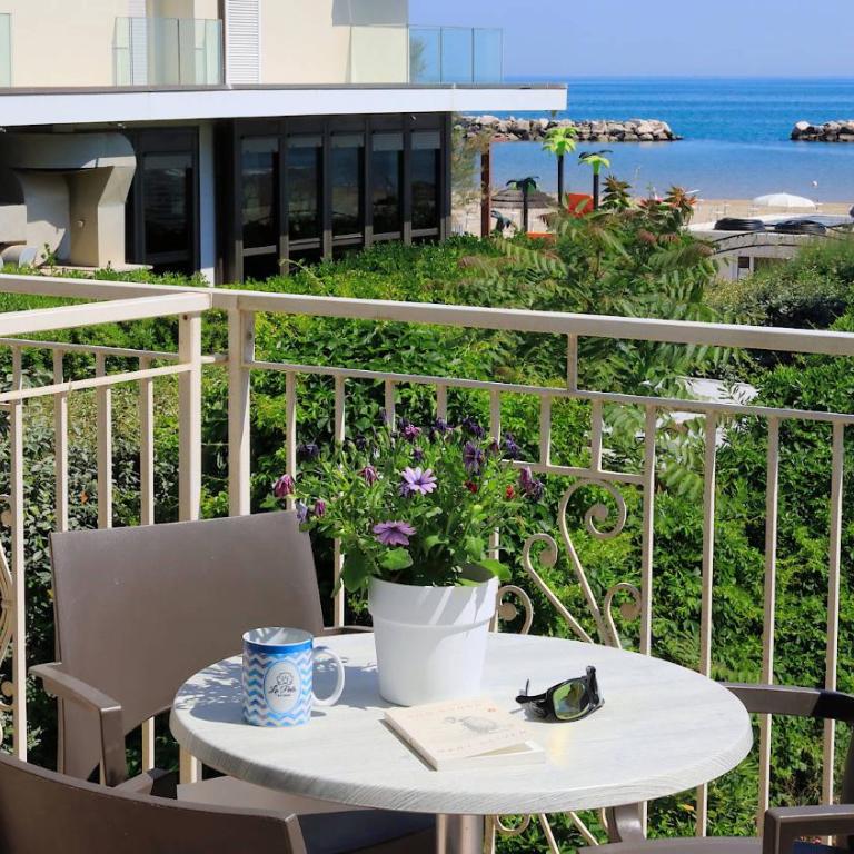 Art Hotel La Perla - Camera Familiare Superior - 1