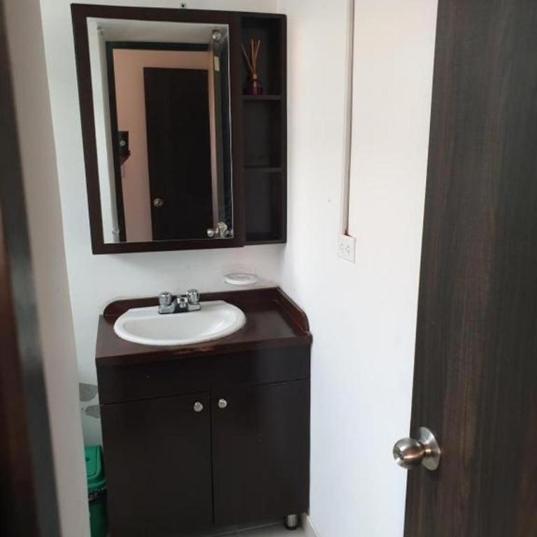 Apartamento en Ipiales con parqueadero - Apartamento de 3 dormitorios con vistas - 6