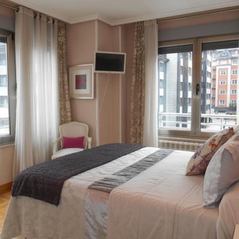 Gascona, Casco Antiguo y Garaje - Two-Bedroom Apartment - 5
