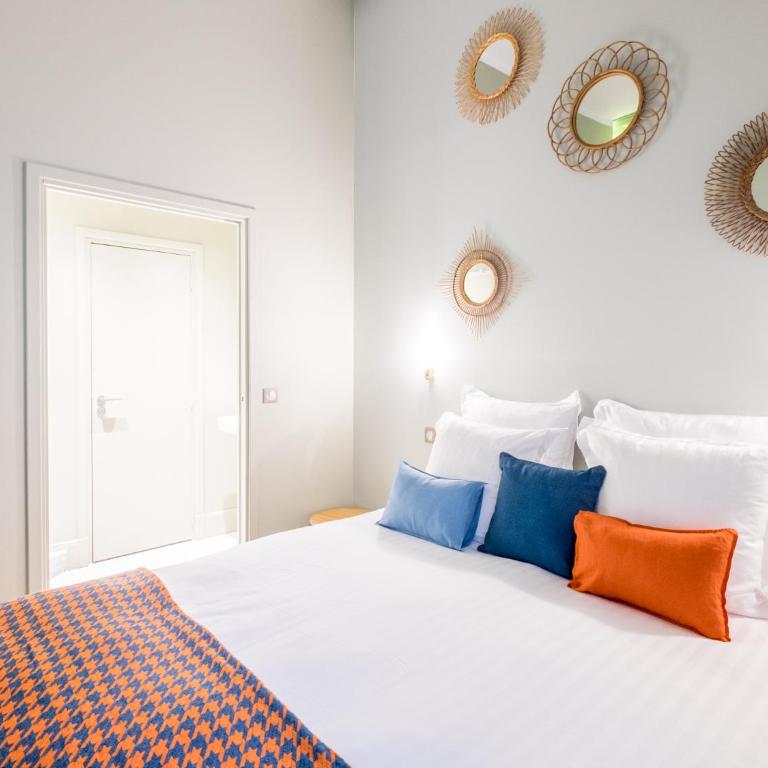1er Etage SoPi-Montmartre - Chambre Double Supérieure - 12