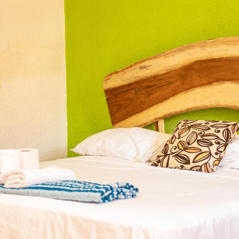 Casa San Jerónimo - Habitación con cama extragrande. - 10