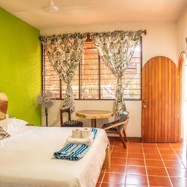 Casa San Jerónimo - Habitación con cama extragrande. - 14
