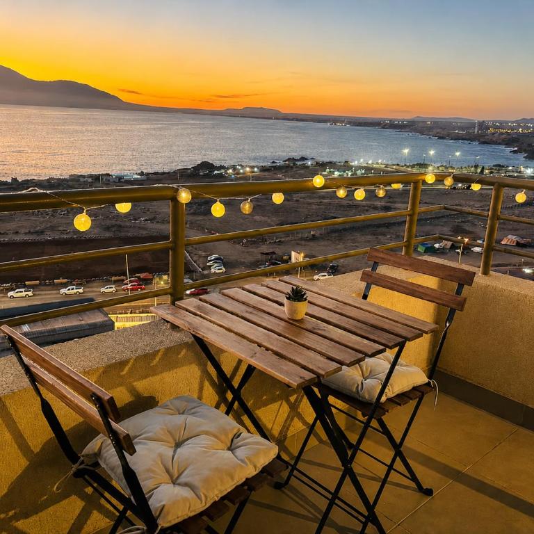 Depto Vista al Mar, Estacionamiento, Check-in Autónomo y Cerca Aeropuerto - Two-Bedroom Apartment - 2