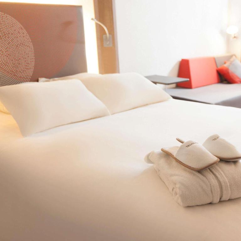 Novotel Lugano Paradiso - Camera Matrimoniale Executive con Divano-Letto - 3