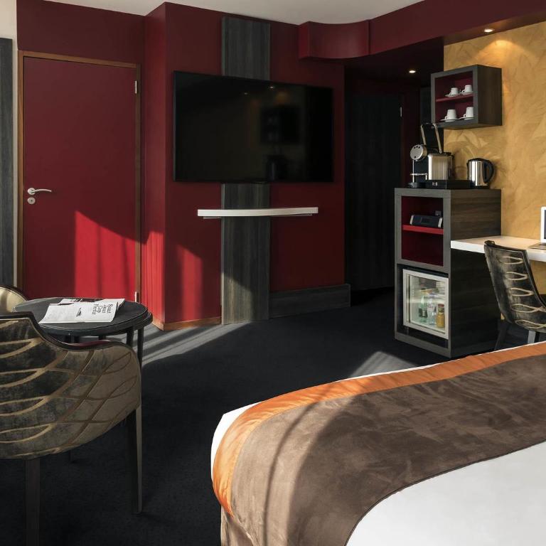 Mercure Lyon Centre - Gare Part Dieu - Suite Supérieure avec Un Lit King-Size - 1