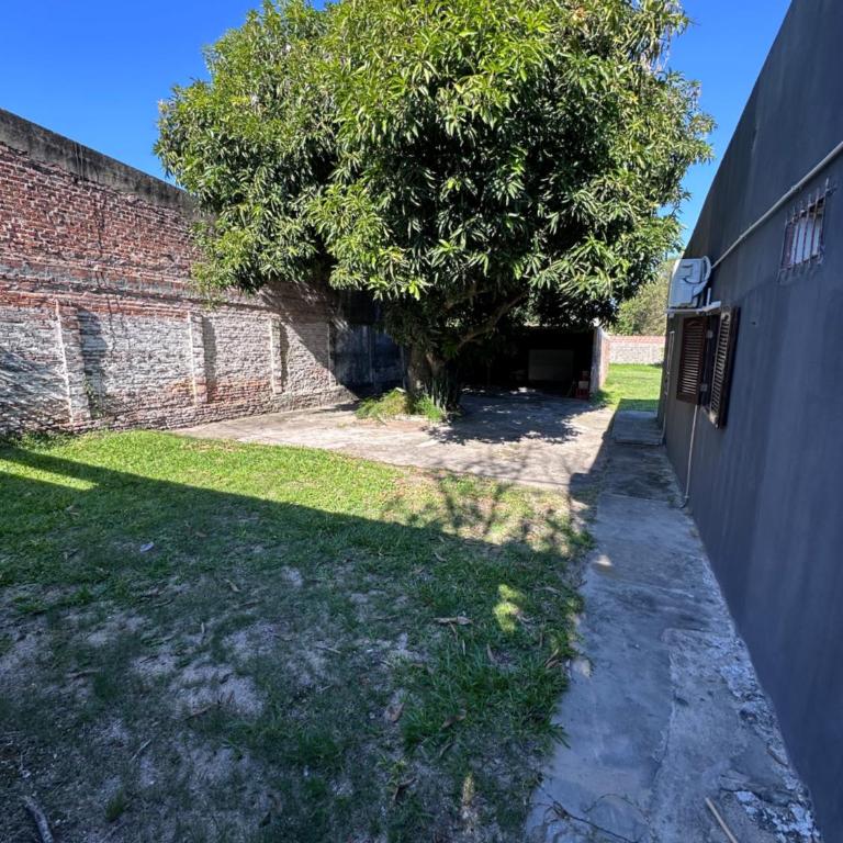 Alojamiento Paz - Two-Bedroom House - 2