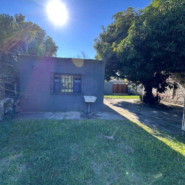 Alojamiento Paz - Two-Bedroom House - 4