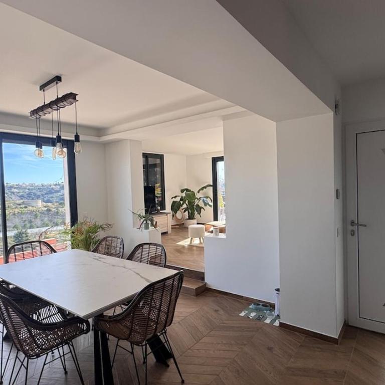 Nice, collines, Château de Crémat, villa, jacuzzi - Appartement 2 Chambres - 17