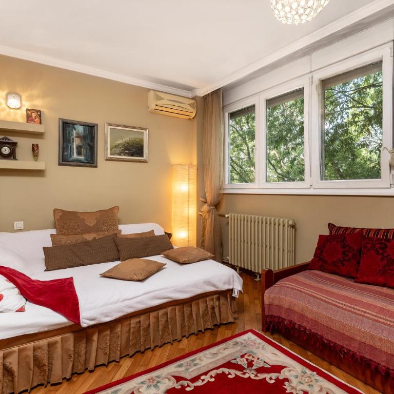 Apartment Ljiljana across from the Fountain - New Belgrade - Apartment - 1