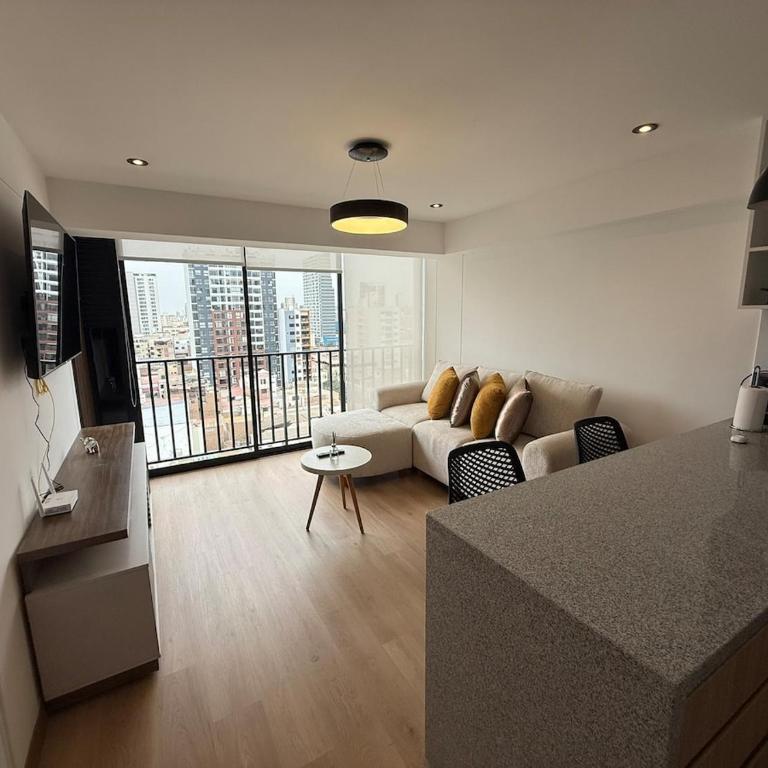 Modern and Cozy Apartment - One-Bedroom Apartment - 1