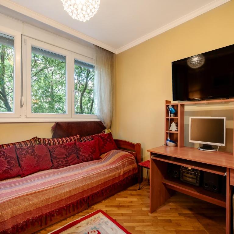 Apartment Ljiljana across from the Fountain - New Belgrade - Apartment - 3