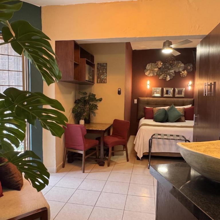 Polly's Home Aralias Boutique GuestHouse & PrivateSuites - Habitación Doble Deluxe - 14