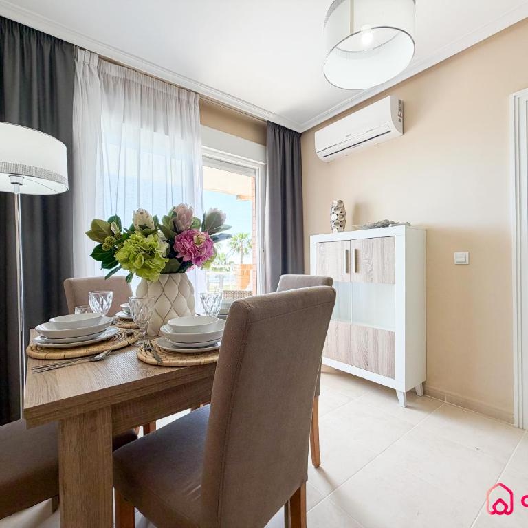 Casa La Perla Blanca - Two-Bedroom Apartment with Terrace and Sea View - 39