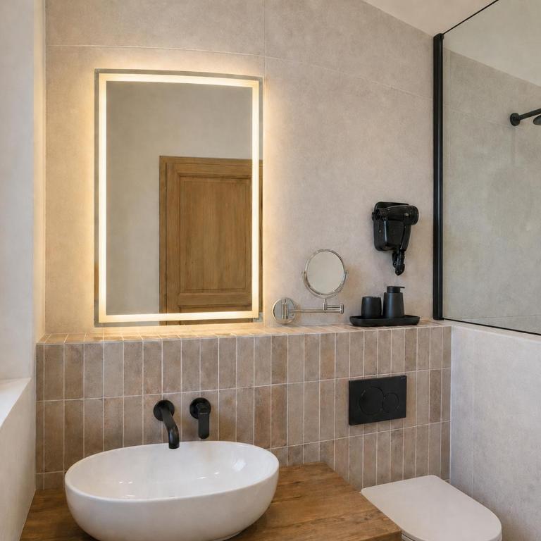 LE PALMIER Aigues-Mortes PARKING Petite Camargue - Chambre Double Supérieure - 6