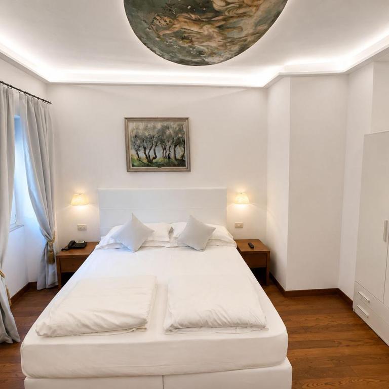 Hotel Baia D'Oro - Adults Only - Camera Matrimoniale Standard con Vista Strada - 4